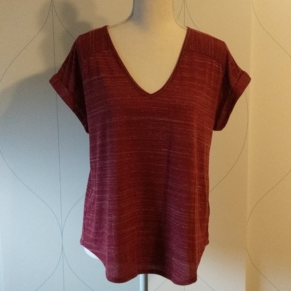 🦚 Burgundy Unique Shirt